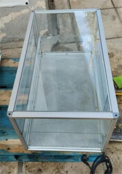 Βιτρίνα Θερμαινόμενη Επιτραπέζια 80x45x43Cm Μεταχειρισμένη